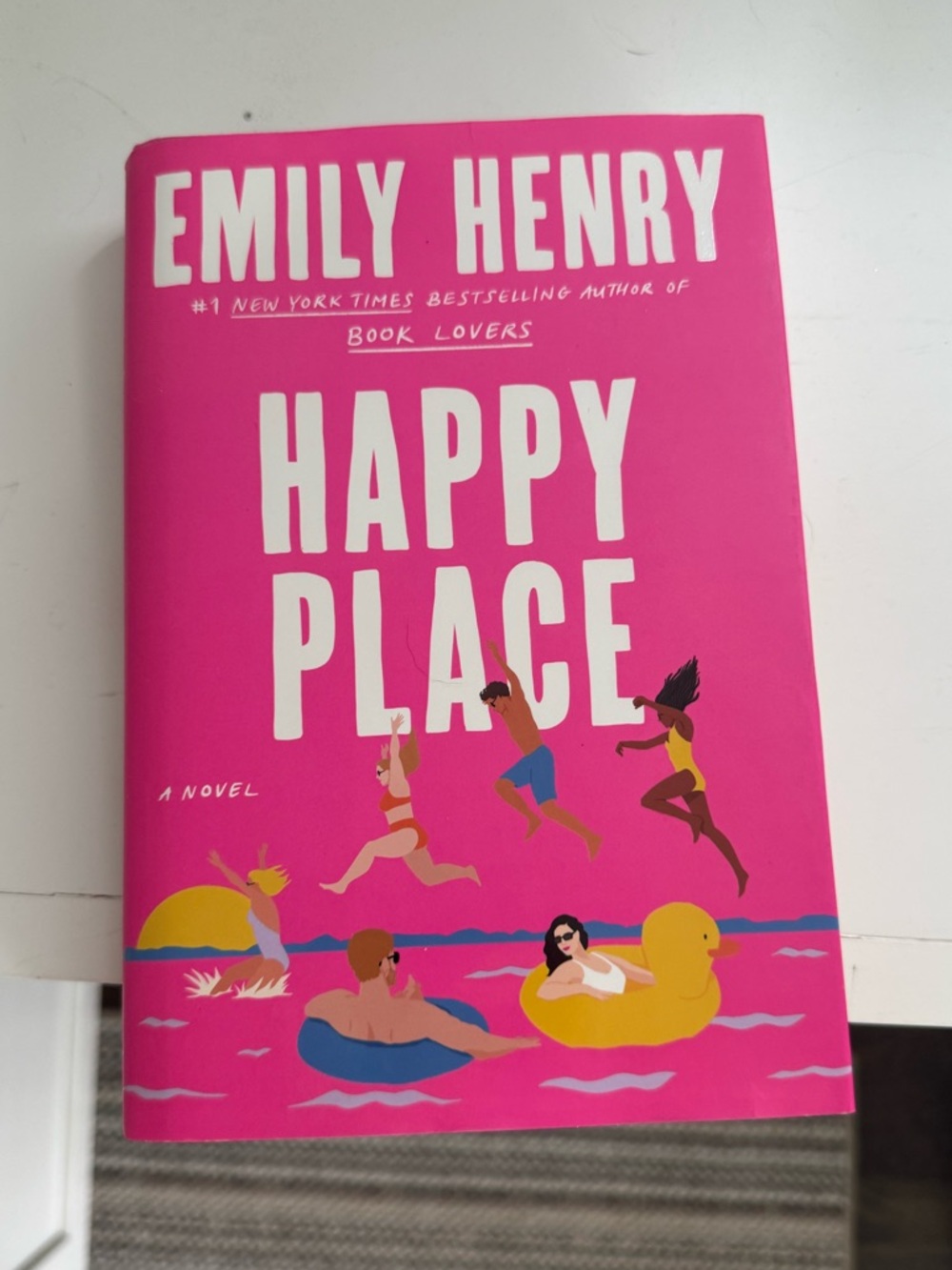 Emily Henry - Happy Place (Hard Back)